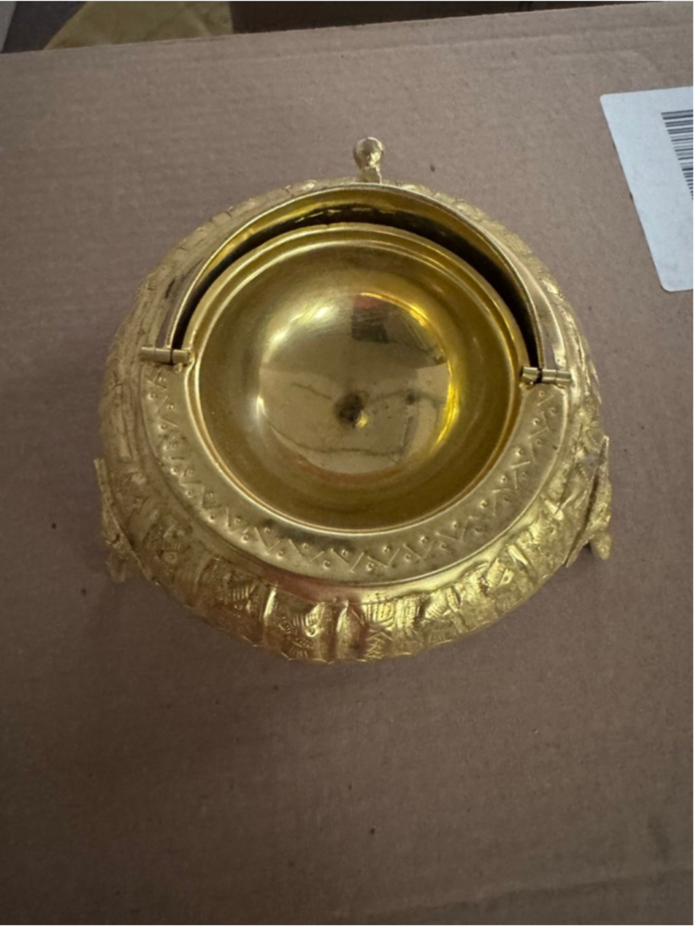 Unbranded Gold Embossed Decor One Size - Picture 7 of 10